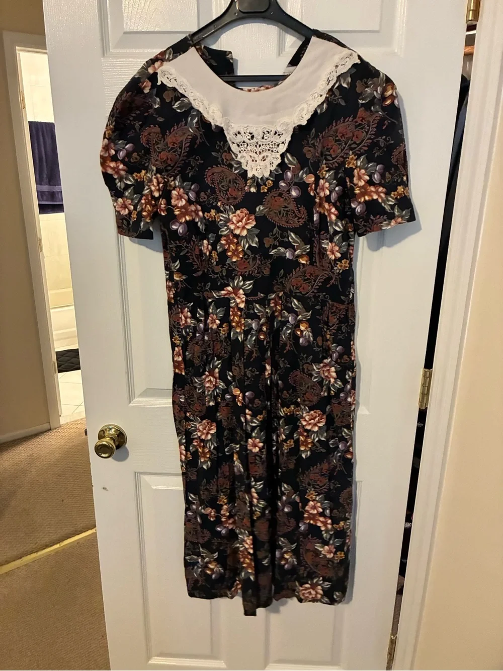 Vintage Miss Dorby Floral Midi Dress with Lace Collar | Cottagecore